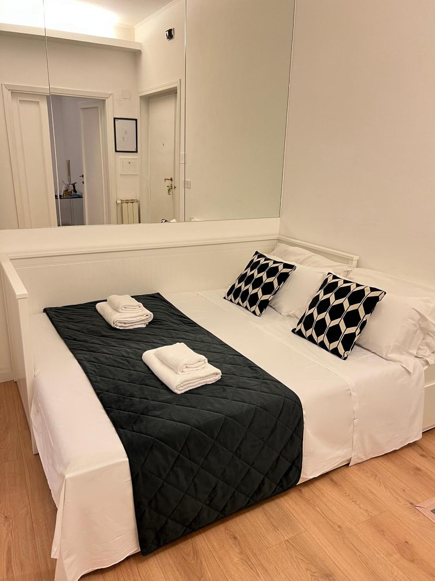 Luxury Suite Rialto Rome Exterior photo
